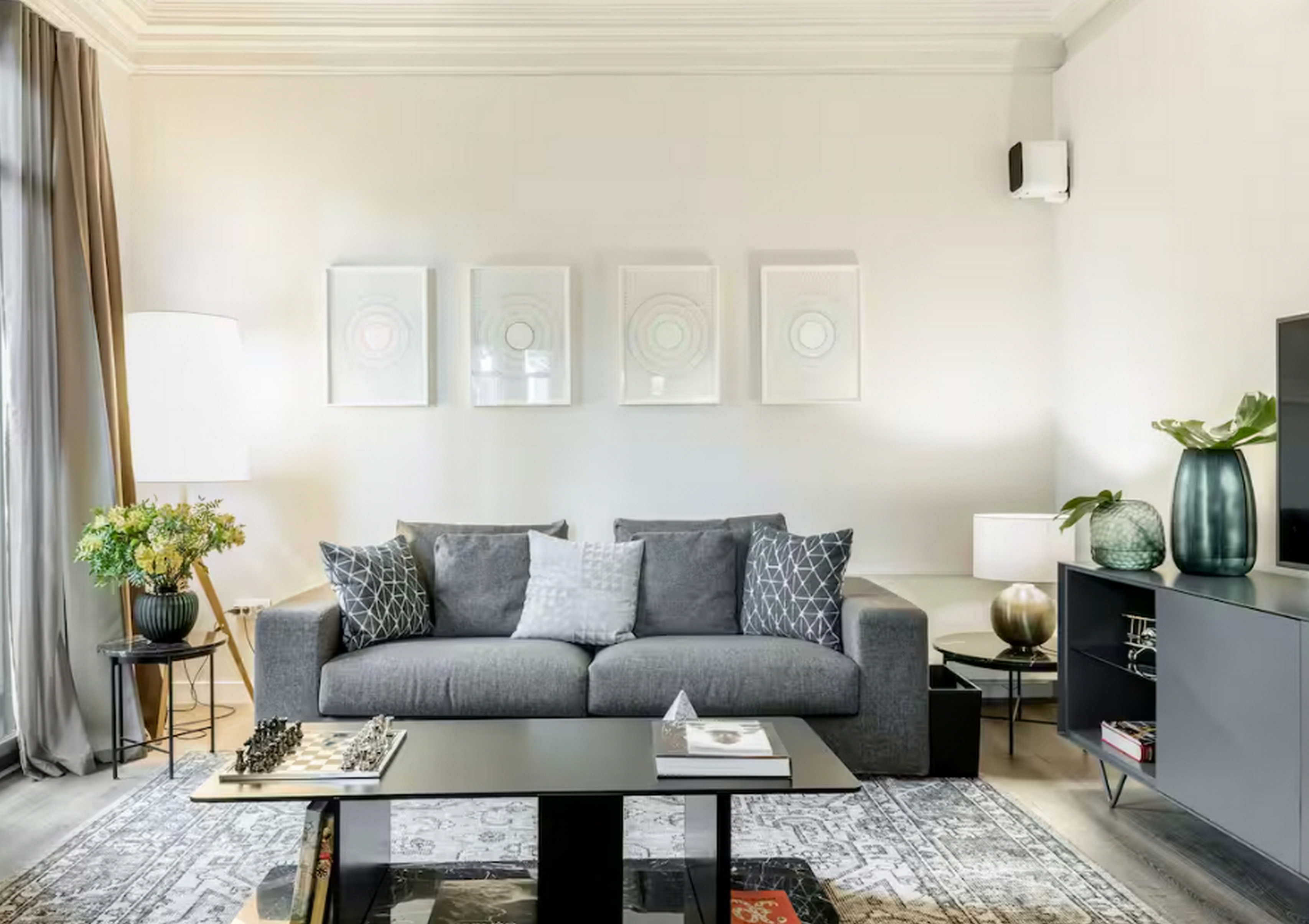 Modern and spacious apartment - Rome